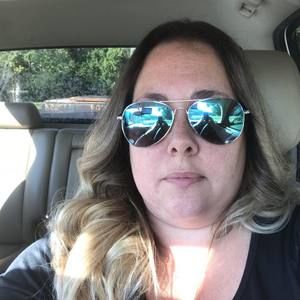 Meet your Posher, Carrie